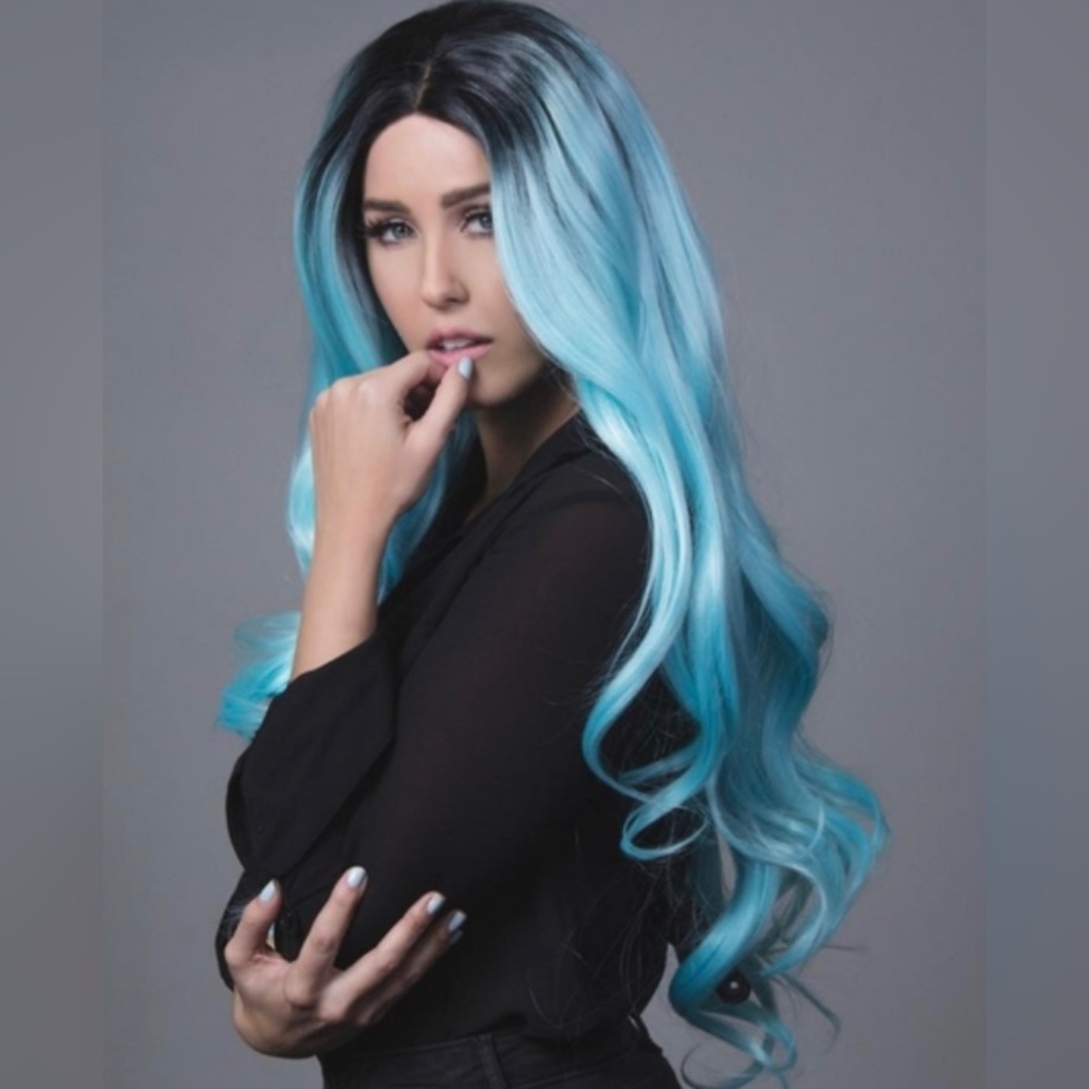 NWT Bellame High Heat Resistant Synthetic Wig Blue Ombre Porsha 30" Body Wave